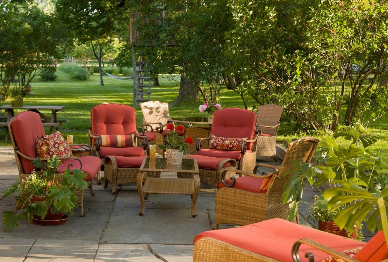 Gothic Eves Inn And Spa Bed And Breakfast Trumansburg Экстерьер фото